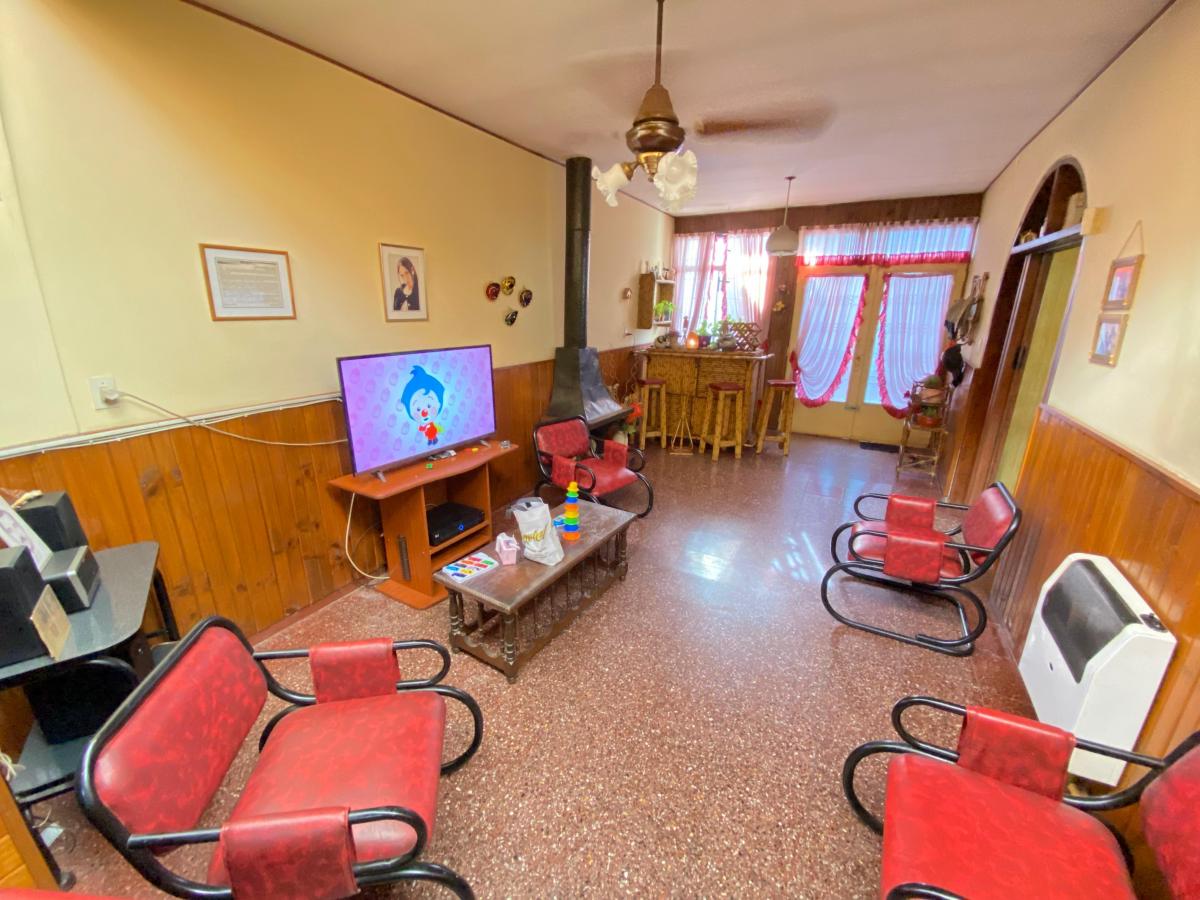 Venta de Casa 4 Dorm. en Barrio Ferroviario, Maipú 3