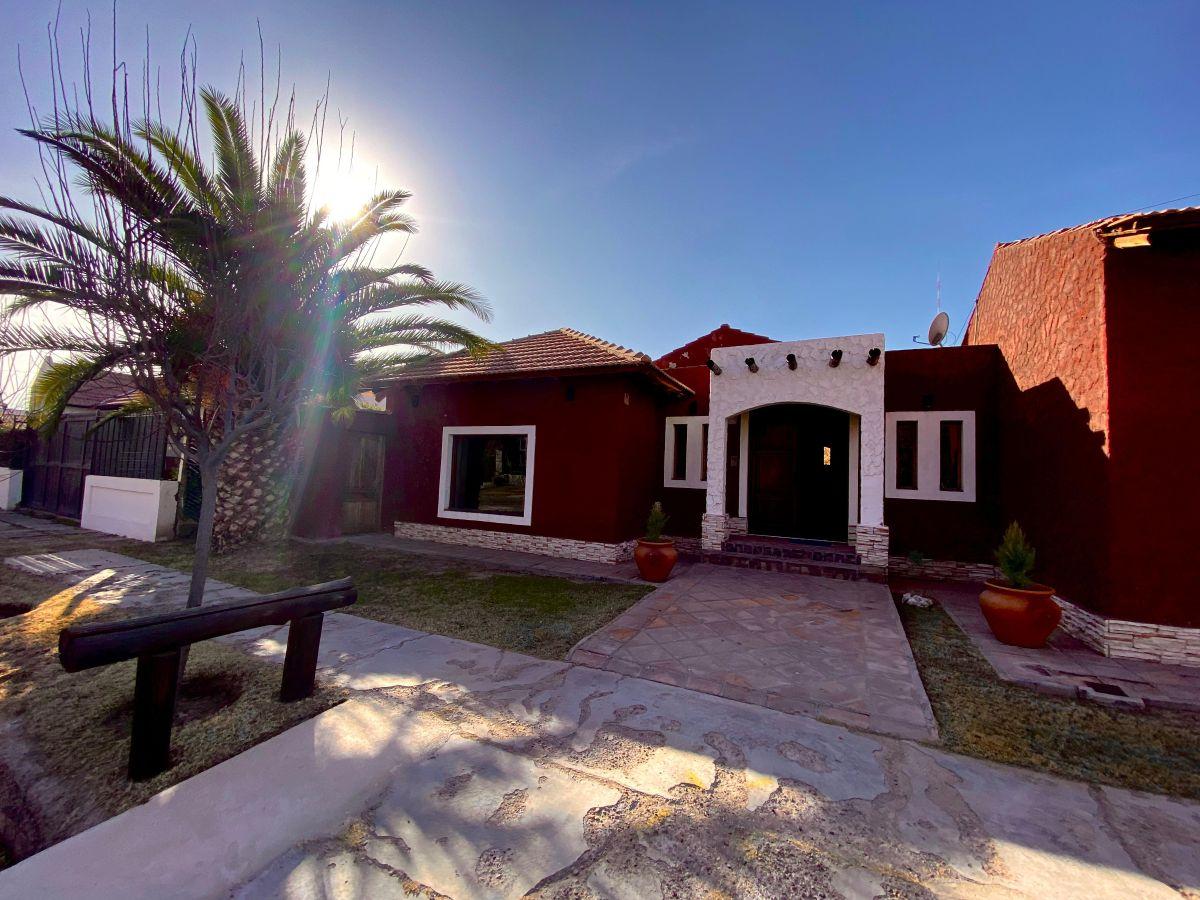 Venta de Casa 5 DORMITORIOS en Buena Nueva, Guaymallén