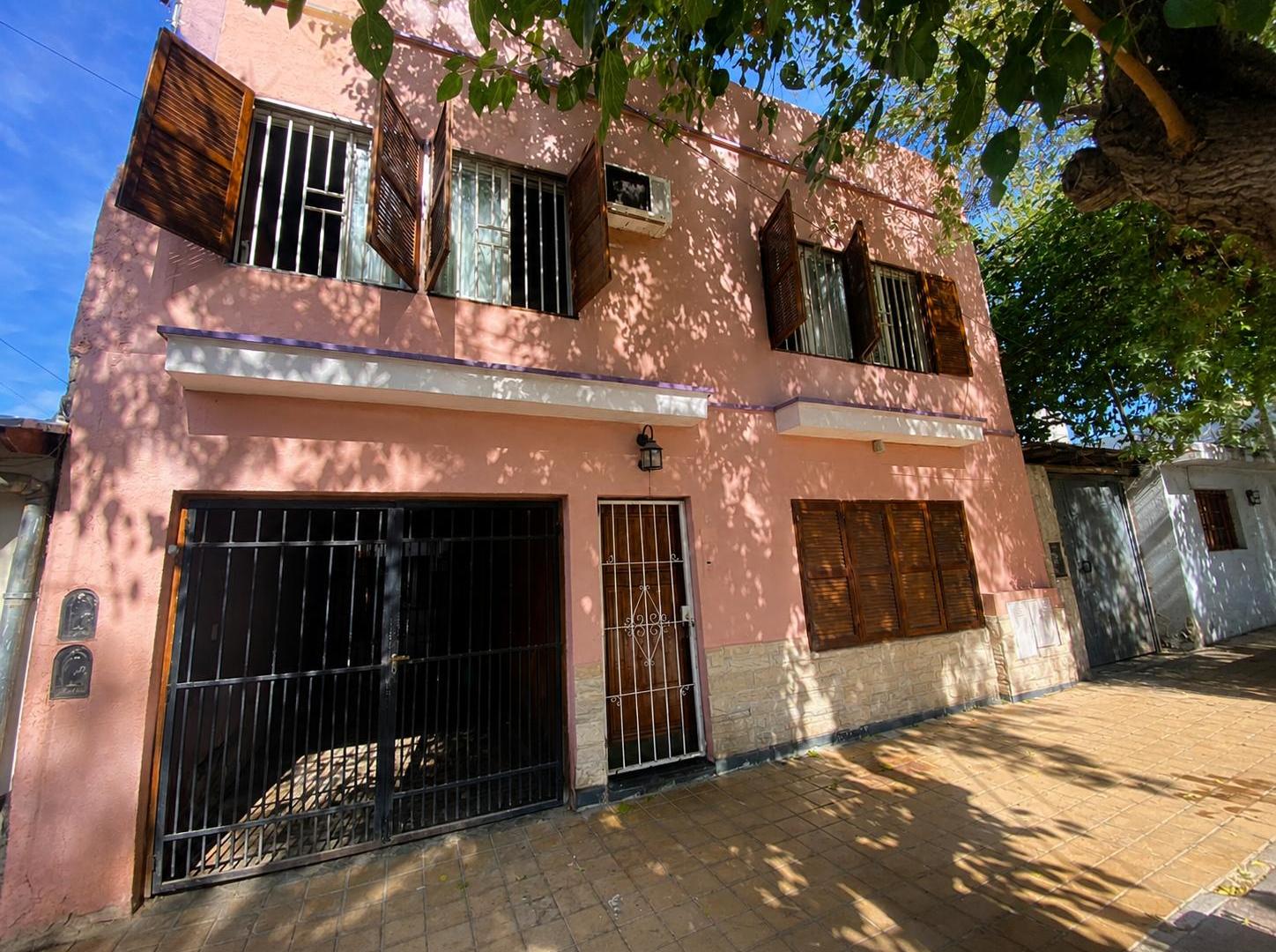 CASA EN VENTA DE 3 HABITACIONES EN CUARTA SECCION CIUDAD DE MENDOZA