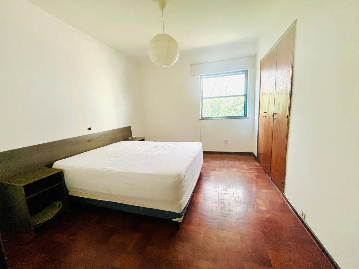 OFICINA EN ALQUILER DE 3 HABITACIONES EN CALLE 25 DE MAYO, CIUDAD 2