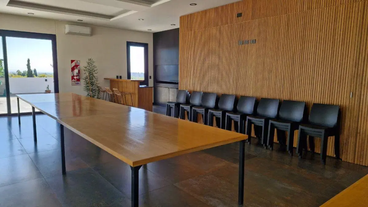 DEPARTAMENTO DE 1 HABITACIÓN CON COCHERA EN ALQUILER, QUINTA SECCIÓN 5