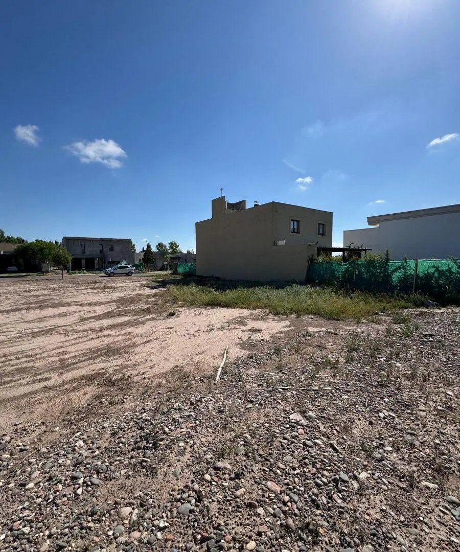 Venta Lote en Barrio Privado Alba de Tanqay, Maipú, Mendoza. 1