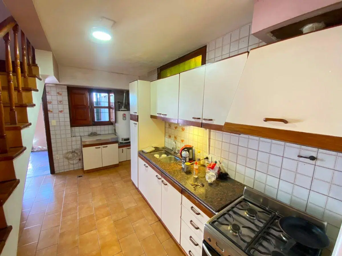 Casa en alquiler 3 habitaciones, 6ta Sección, Ciudad de Mendoza. 5