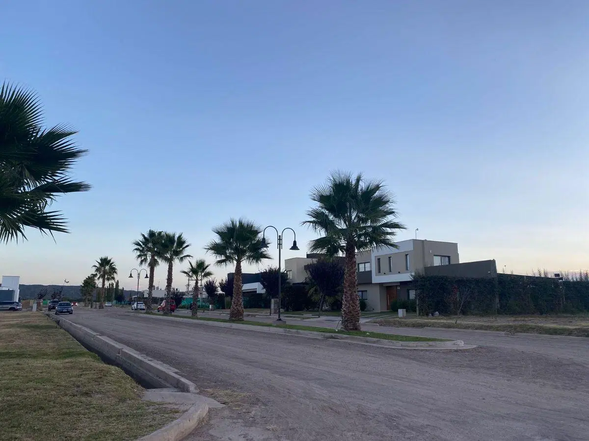 VENTA DE TERRENO EN MAIPU, COMPLEJO EL CARRASCAL 1