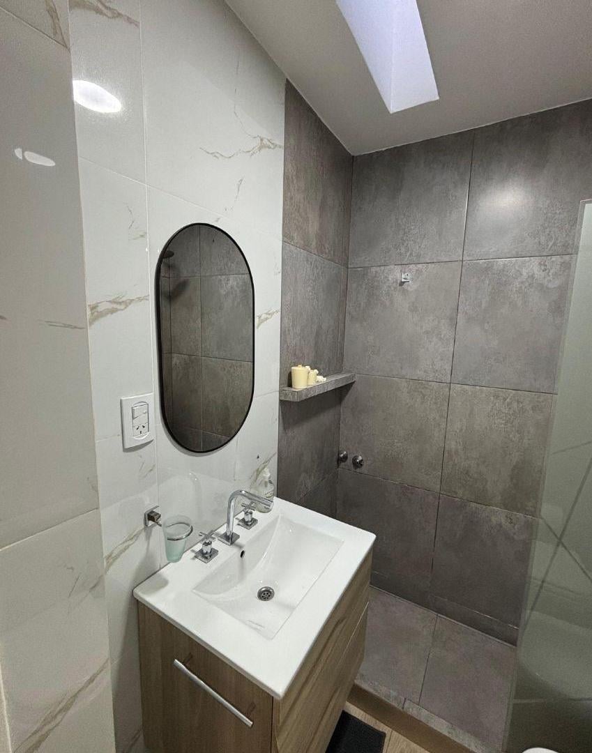 Foto de DEPARTAMENTO EN ALQUILER 1 HABITACION LUZURIAGA MAIPU, imagen 5