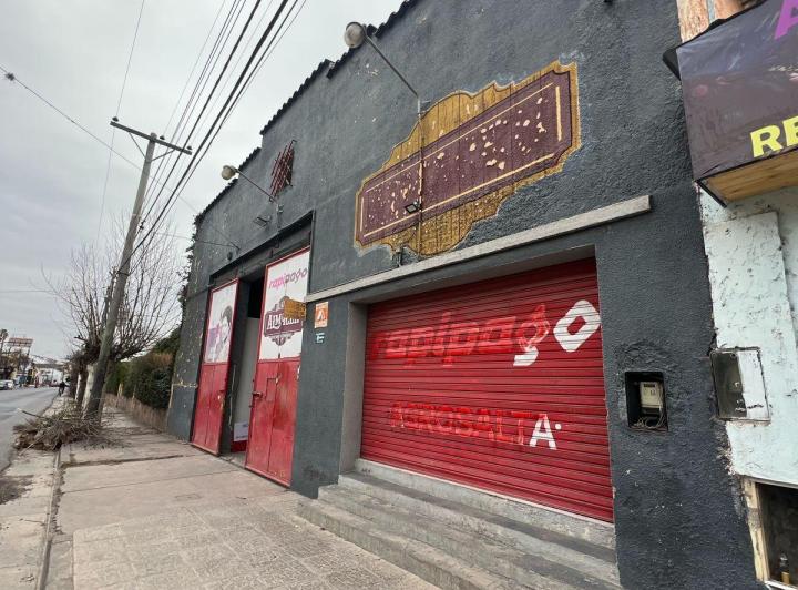 ALQUILER LOCAL COMERCIAL EN CERRILLOS  2
