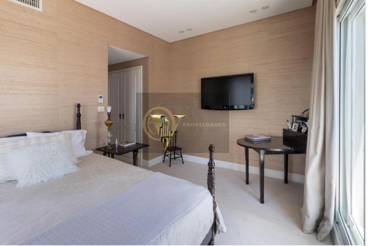 Departamento en Venta - 5 Amb - Chateau Puerto Madero 2