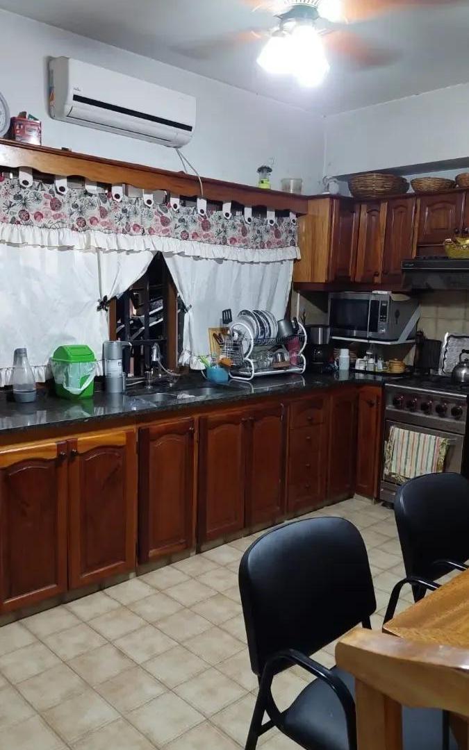 Foto de Venta Casa Villa Luzuriaga 5 Amb.c/patio Y Cochera ., imagen 2
