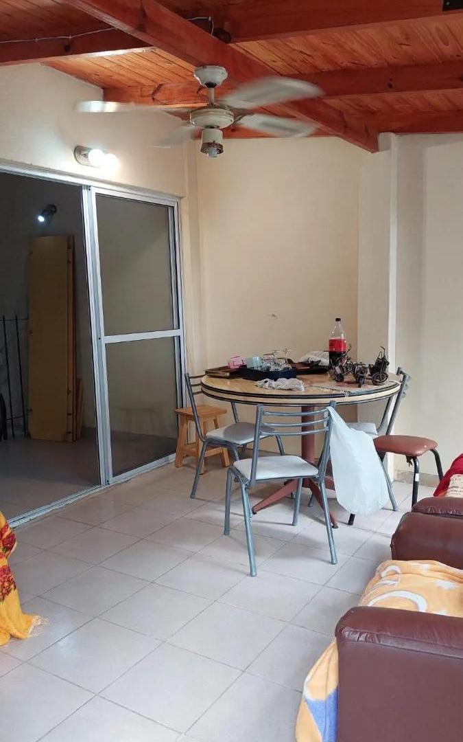 Foto de Venta Casa Villa Luzuriaga 5 Amb.c/patio Y Cochera ., imagen 4