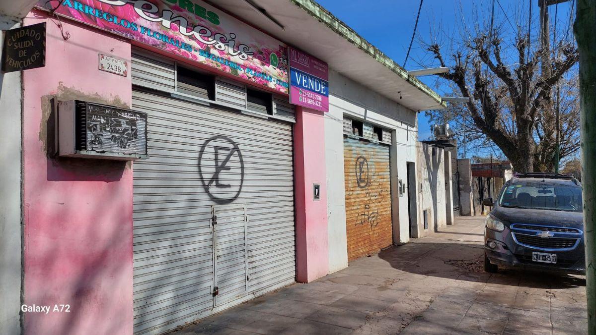 Foto de Venta -dos Locales Con Fondo Amplio, imagen 3