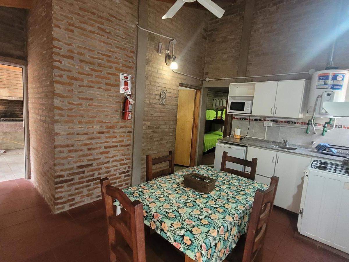 Venta - Complejo de Cabañas con Amenities + Vivienda 3