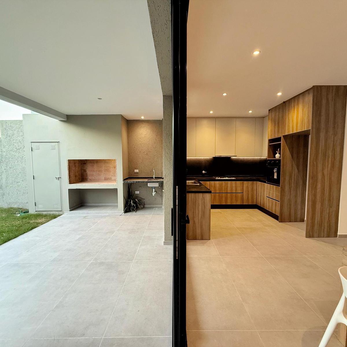 Venta Duplex de Categoria Chacra del Norte 2 2