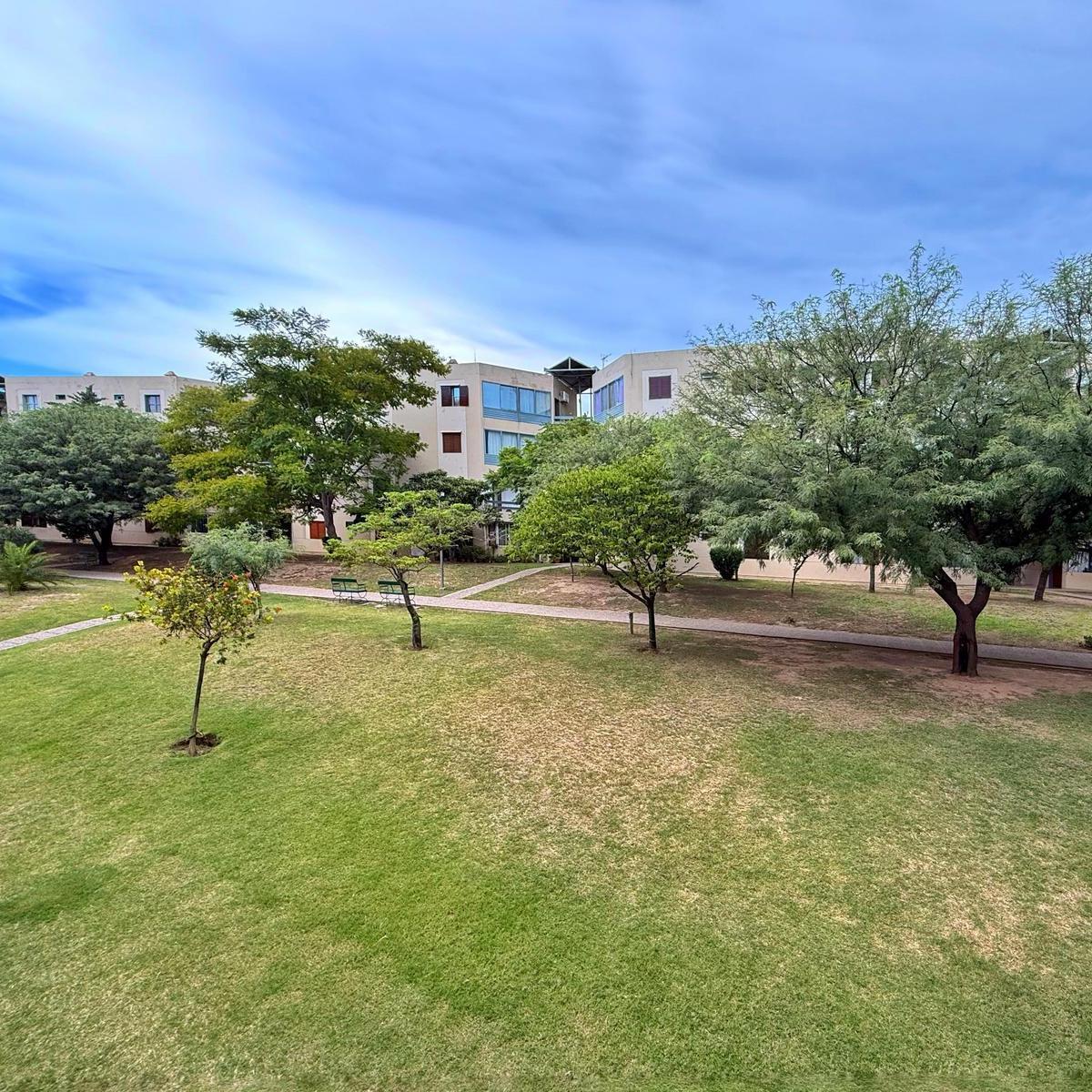 Exclusivo Complejo Cerrado Cispren 2