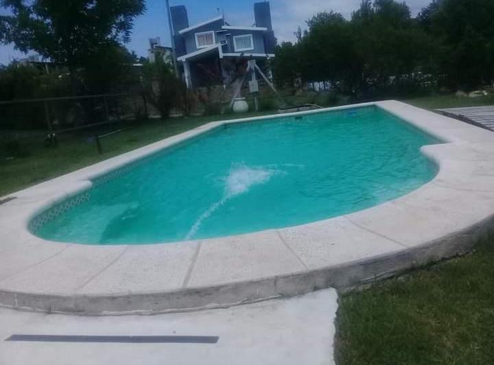 EXCLUSIVA CASA CON PILETA Y VISTA A LAS MONTAÑAS- CABALANGO. 2