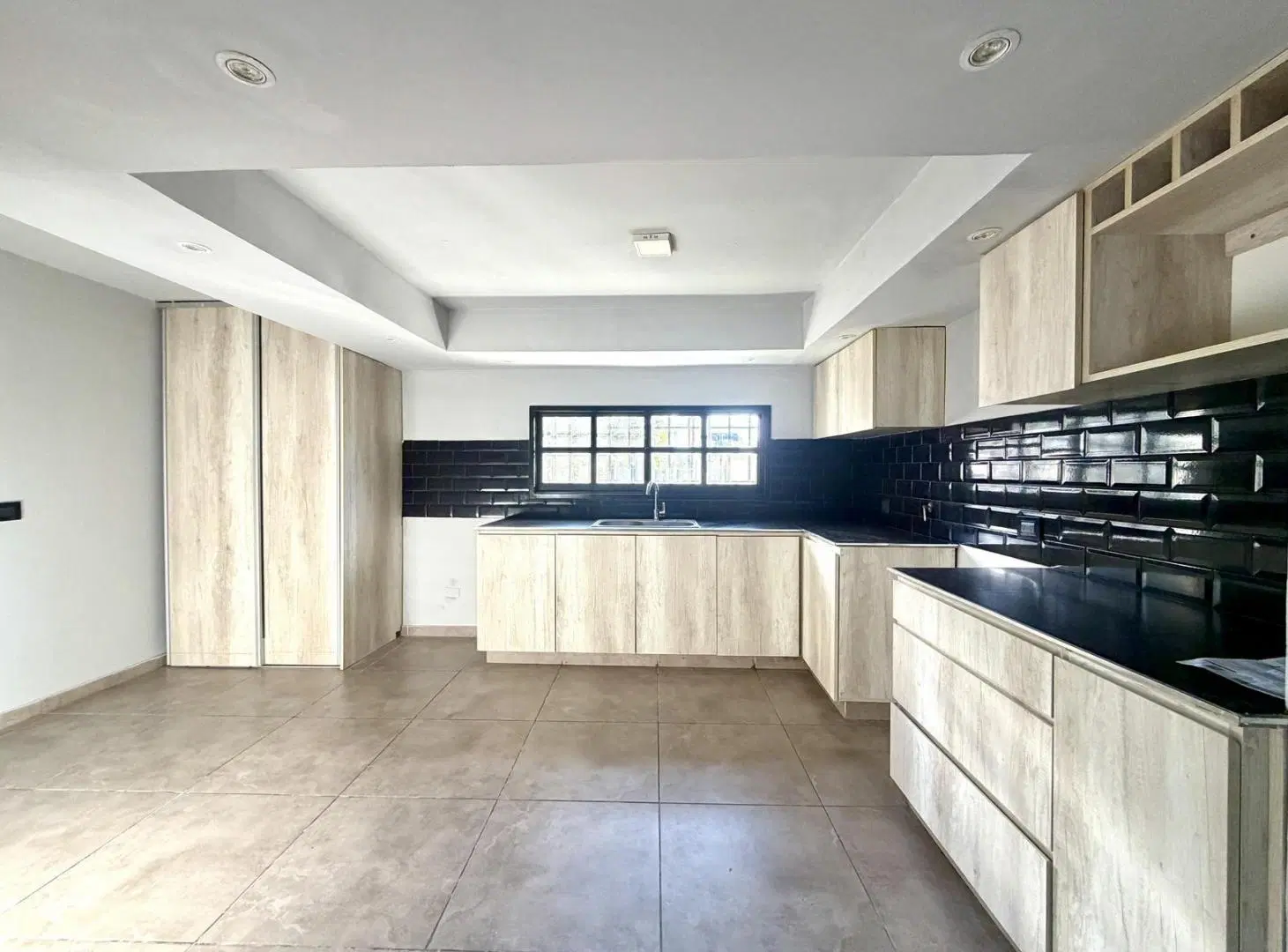 Casa 3 dormitorios con pileta arguello 4