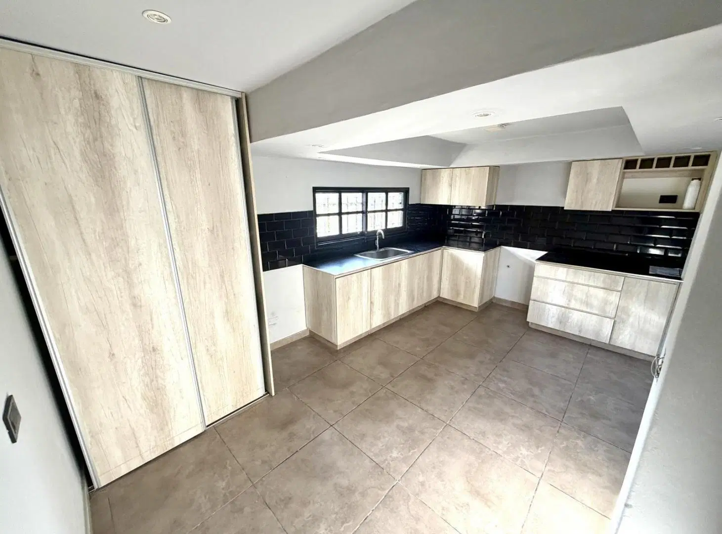 Casa 3 dormitorios con pileta arguello 1