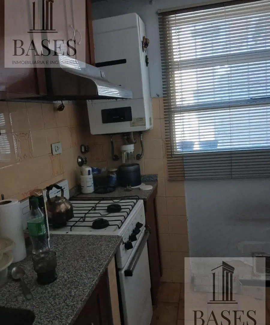 Se vende departamento de 2 dormitorios en primer piso con patio, Zona Alta Cordoba 8