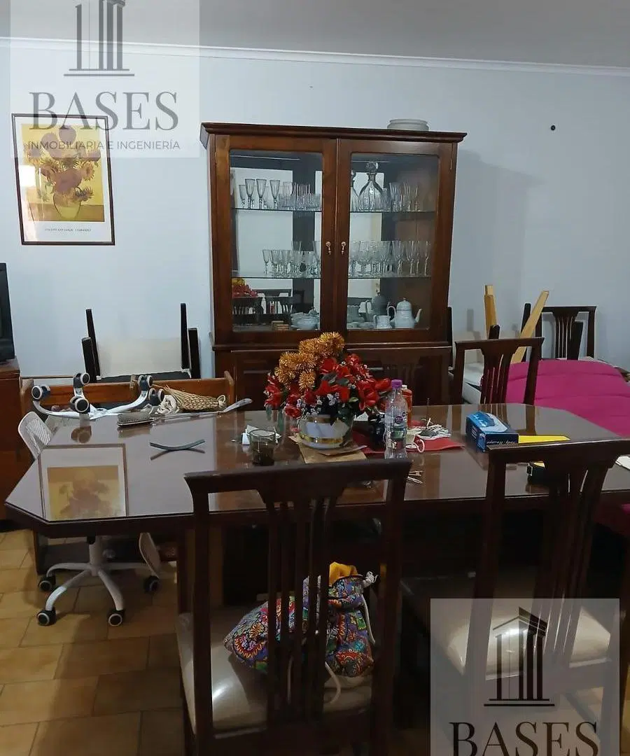 Se vende departamento de 2 dormitorios en primer piso con patio, Zona Alta Cordoba 4