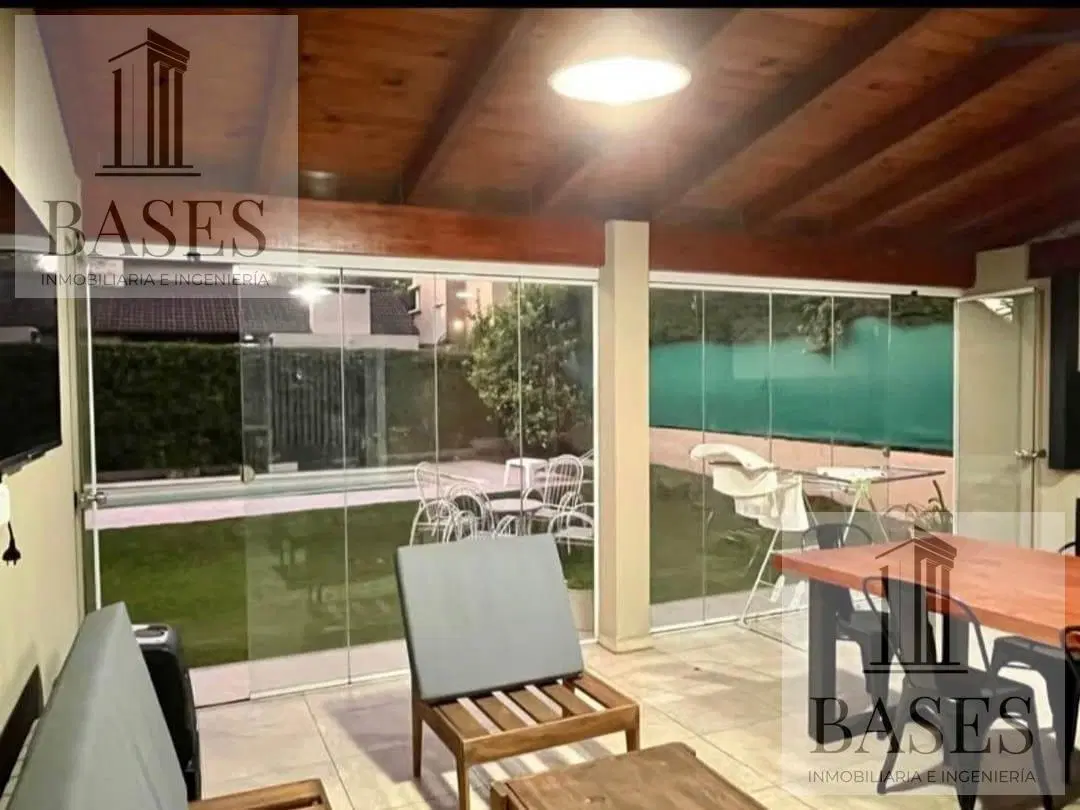 Se vende propiedad en Zona Valle Escondido en una sola planta de 3 dormitorios 2
