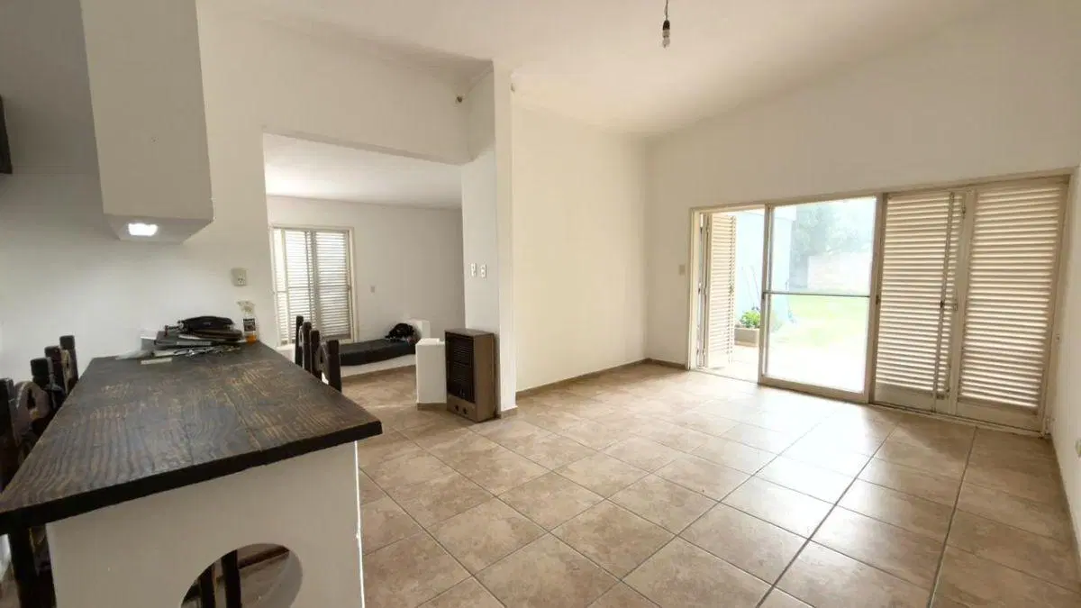 VENTA CASA 3 DORMITORIOS - ALTO ALBERDI - APTO CRÉDITO - PATIO GRANDE 4