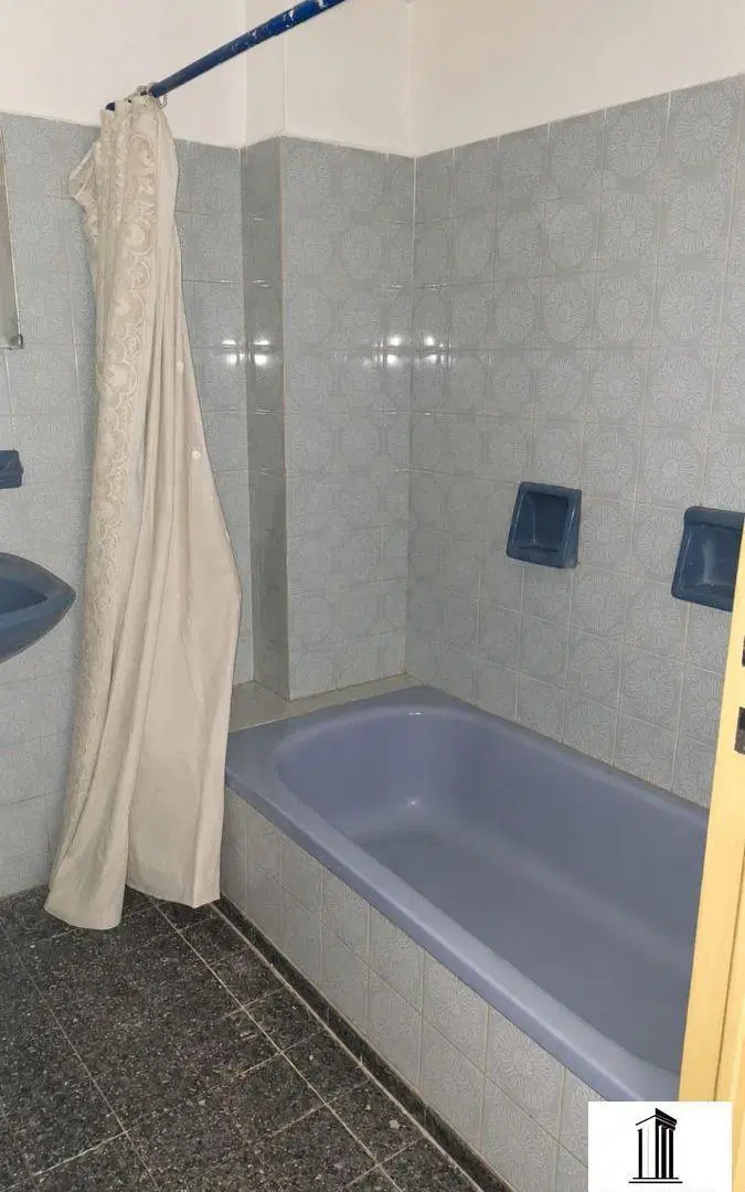 Venta Departamento 2 Dorm. C Balcon Barrio Alberdi 3