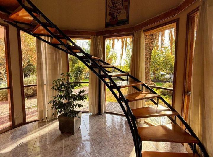 CASA EN VENTA EN CORRALITOS ESTILO CHALET 3