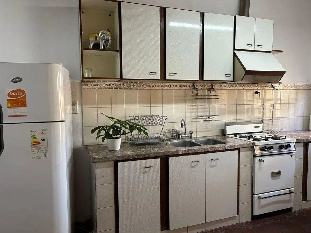 Alquiler departamento con pileta en Godoy cruz 4