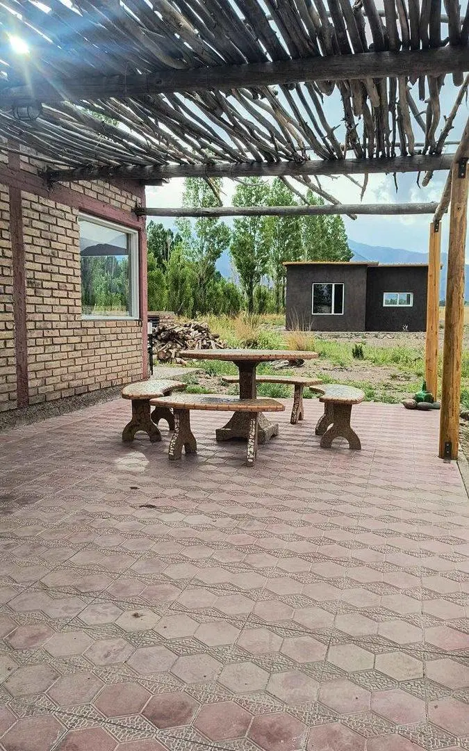 VENTA DOS CASAS EN SAN ALBERTO - USPALLATA 2