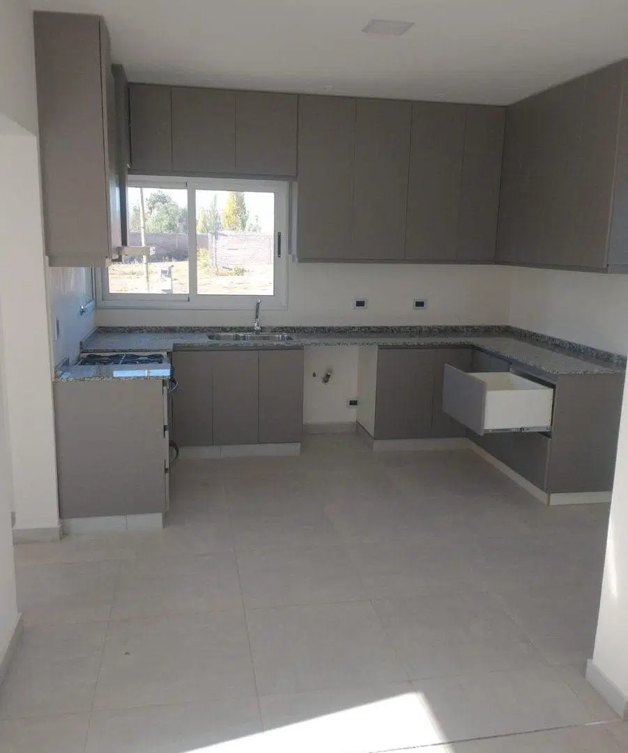 VENTA DE CASA EN POZO BARRIO PRIVADO CORTADERA III 3