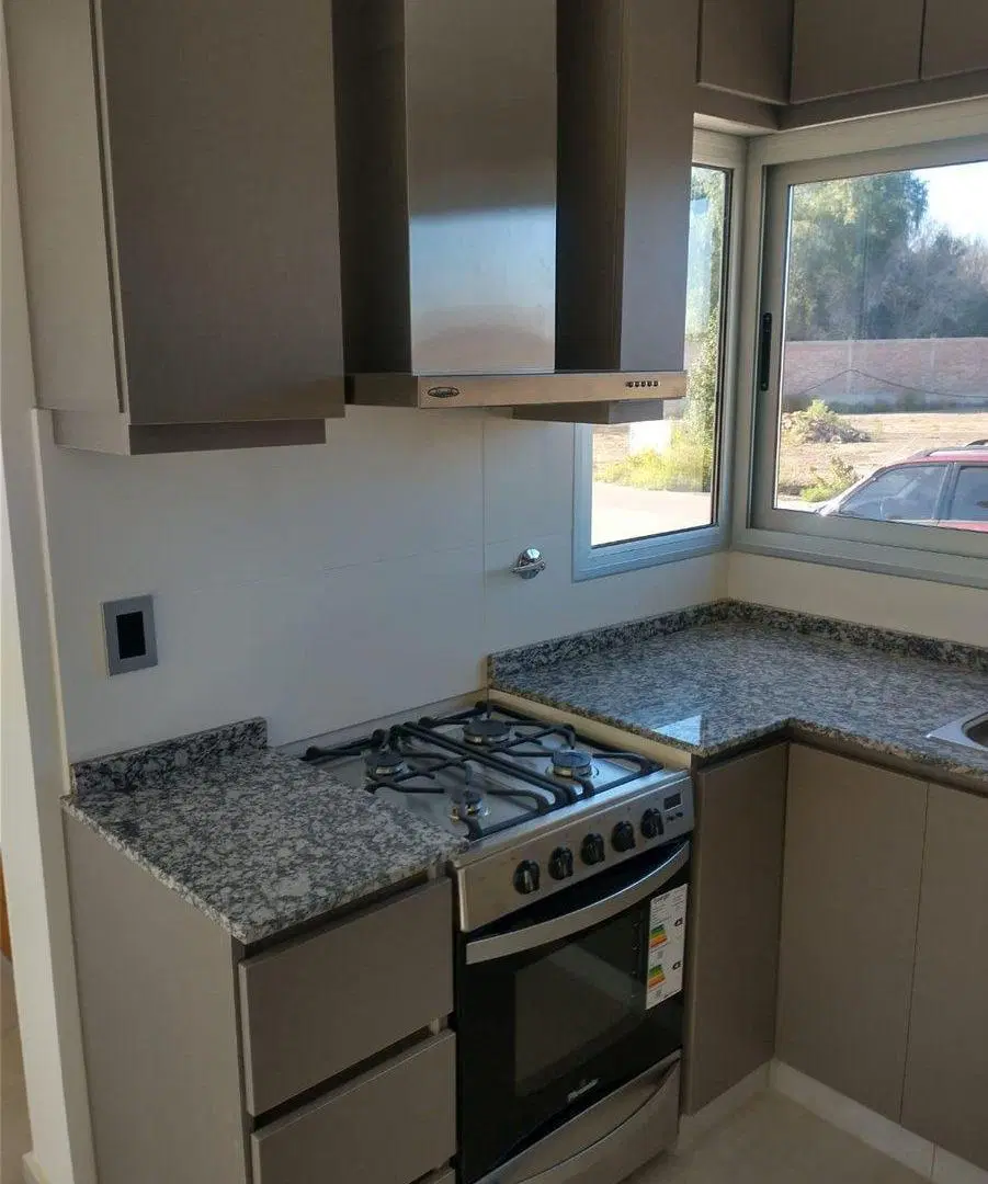 VENTA DE CASA EN POZO BARRIO PRIVADO CORTADERA III 5