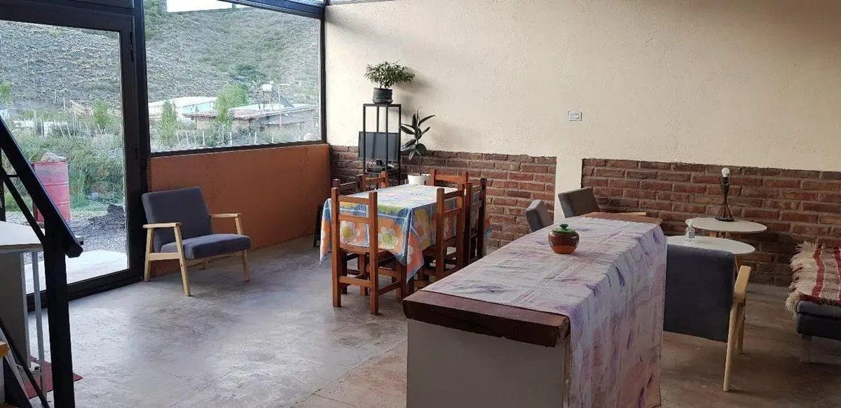 Cabaña con terreno de 9000 mts en Potrerillos 4