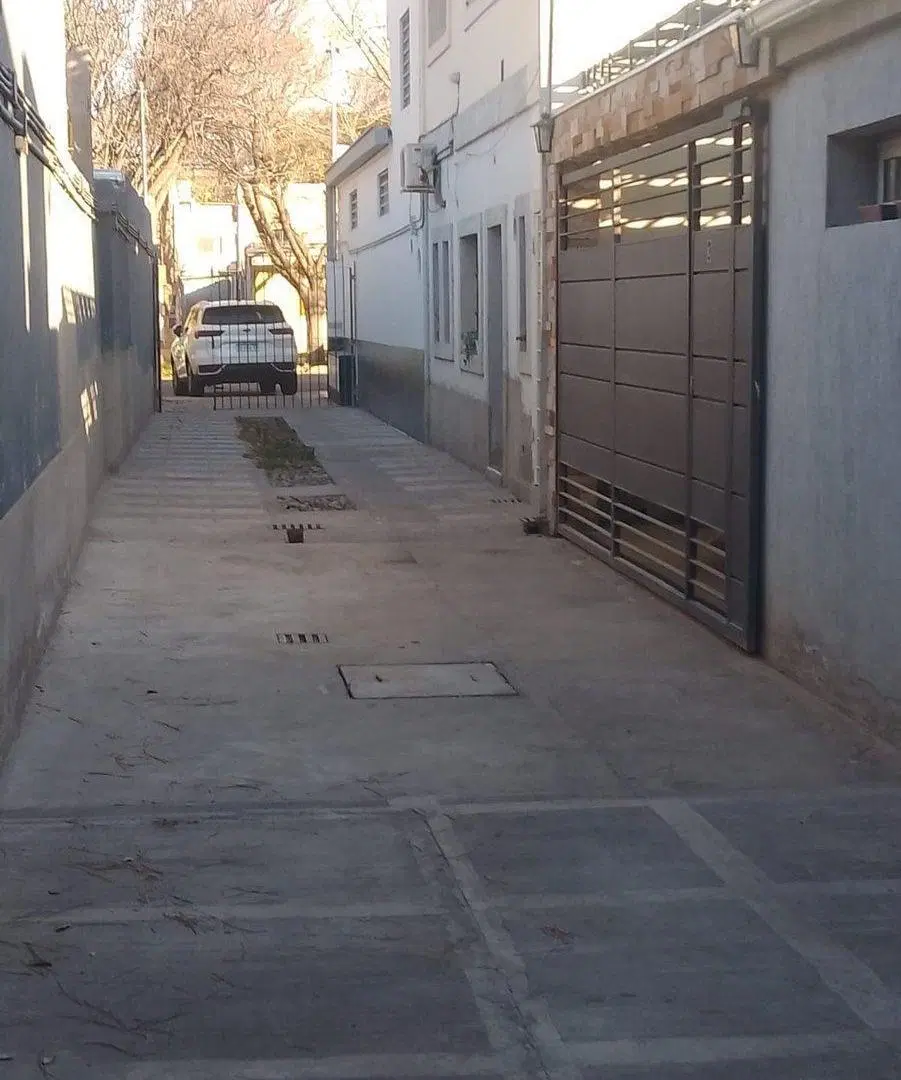 VENTA  DEPARTAMENTO CON COCHERA 4