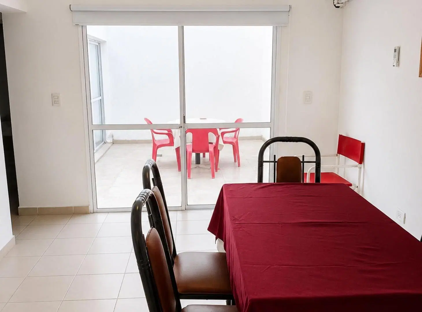 Departamento 2 dormitorios PB en Ayacucho al 480 5
