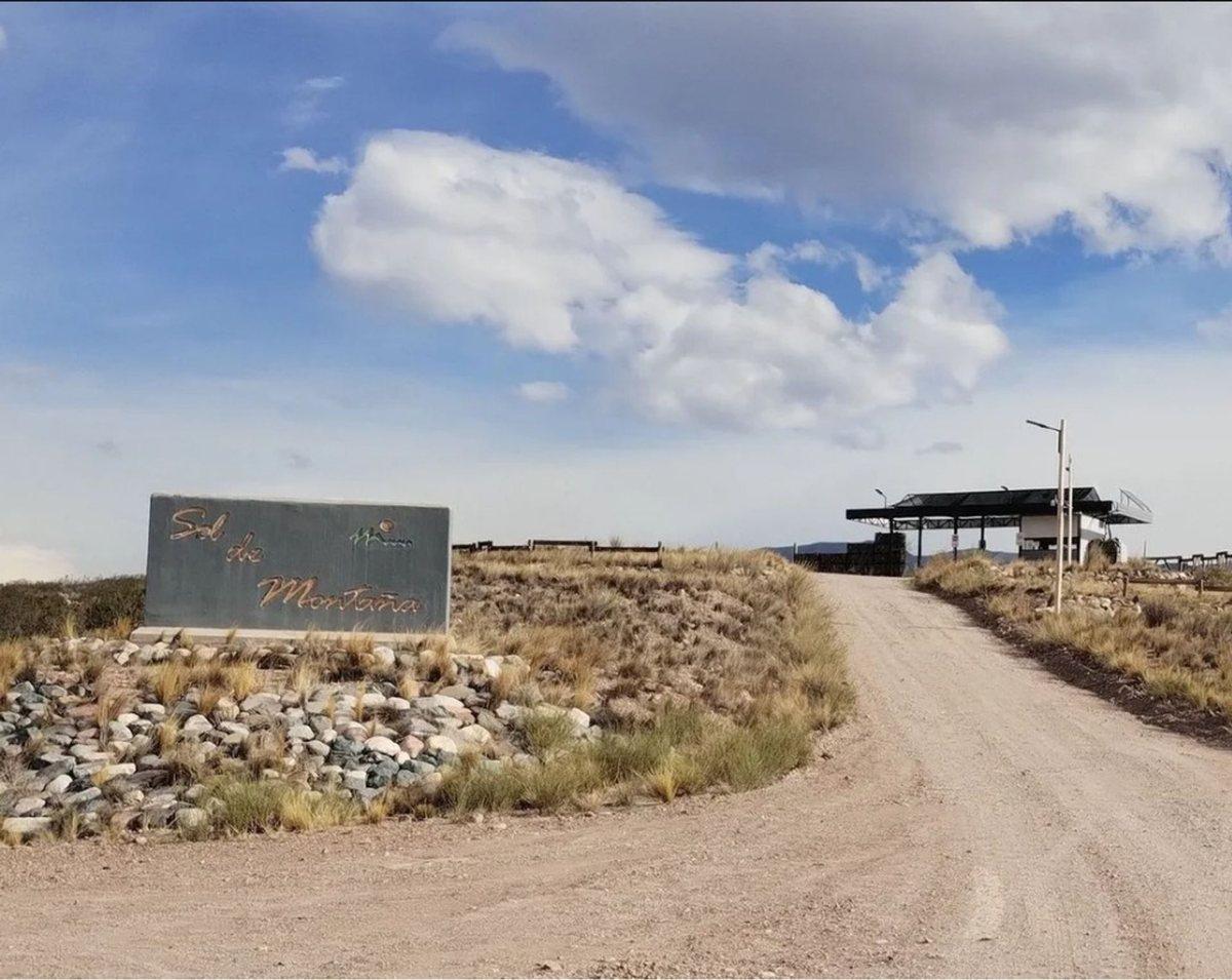 Lote en Potrerillos 1500 mts en B° Sol de Montaña