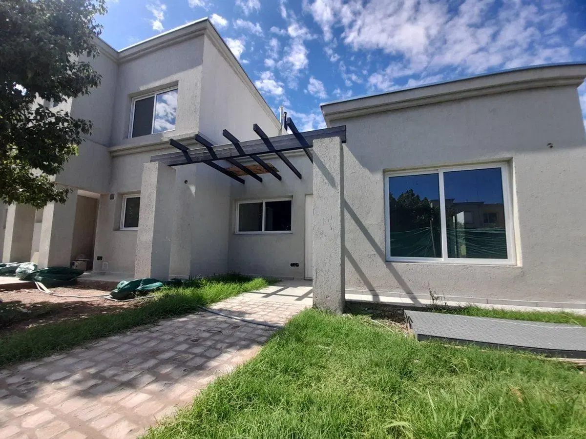 VENTA DUPLEX 2 DORMITORIOS PUNTA LAGO MAIPU 5