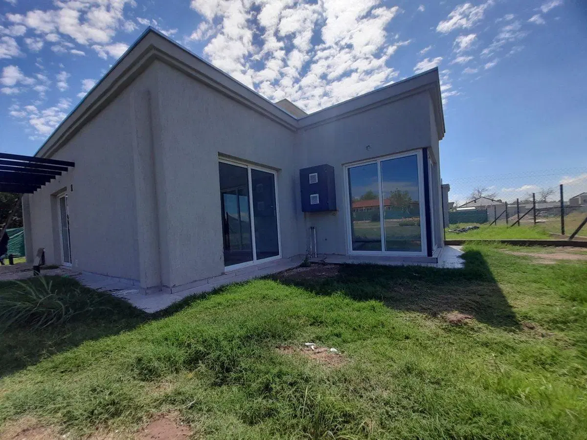 VENTA DUPLEX 2 DORMITORIOS PUNTA LAGO MAIPU 3