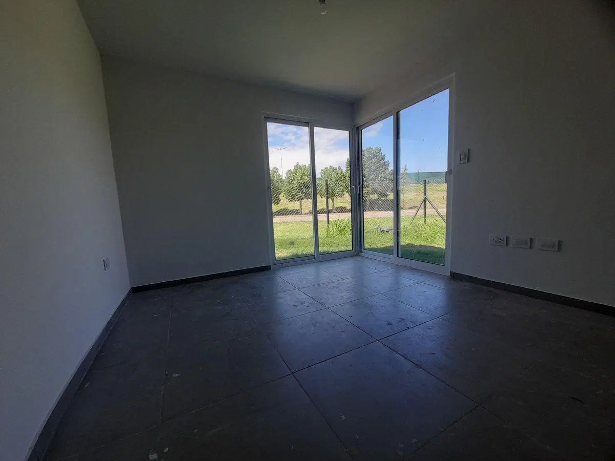 VENTA DUPLEX 2 DORMITORIOS PUNTA LAGO MAIPU 4