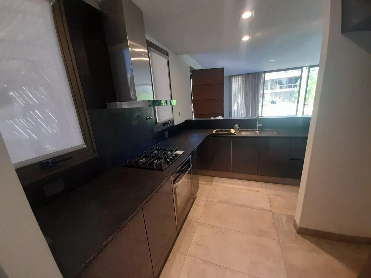 VENTA DUPLEX DE CATEGORIA CHACRAS DE CORIA 2