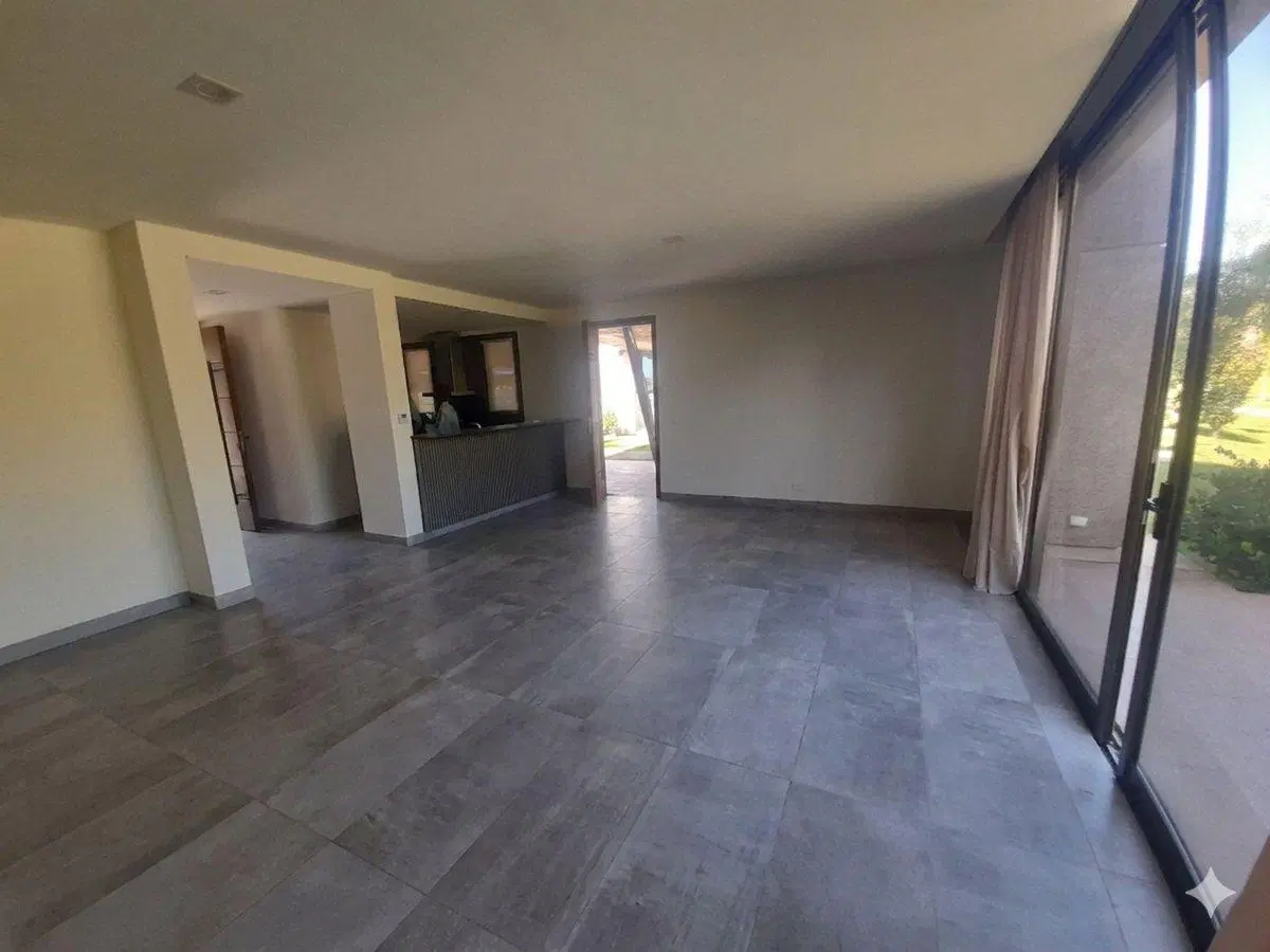 VENTA DUPLEX DE CATEGORIA CHACRAS DE CORIA 8