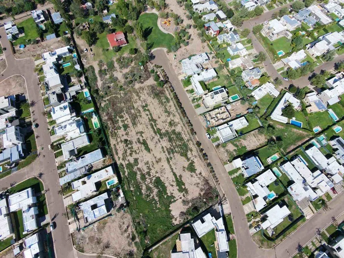 Lote en venta  Maipú 4