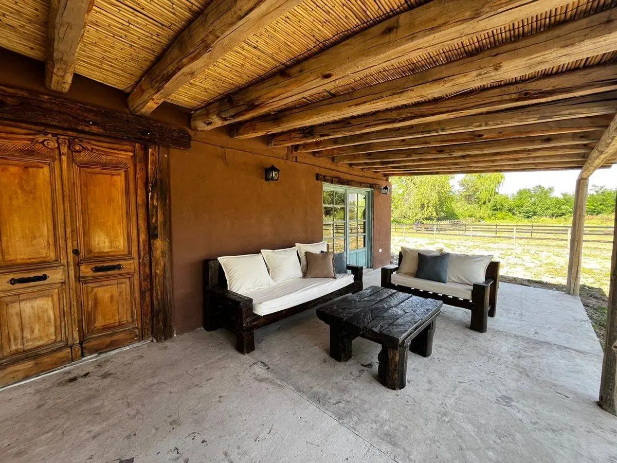 Casa en venta 3 dorm 2 baños Valle de Uco 2