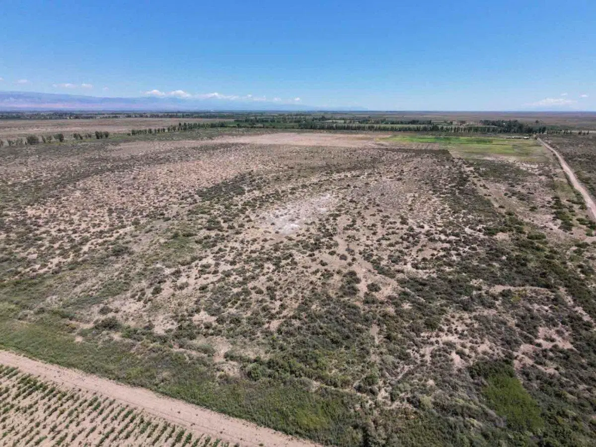 VENTA DE TERRENO EN LAVALLE 102 H 2