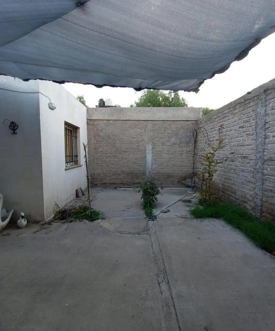 Casa en venta 2 habitaciones LAS HERAS 8