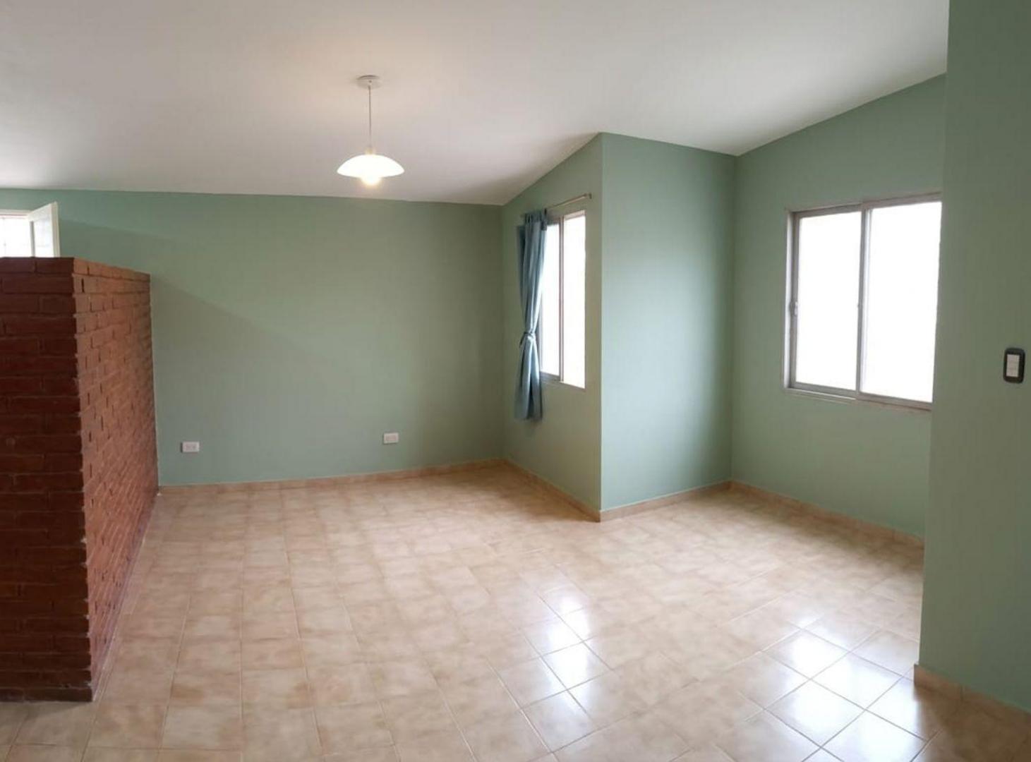 VENTA DE CASA BARRIO LA ESTANCUELA GODOY CRUZ