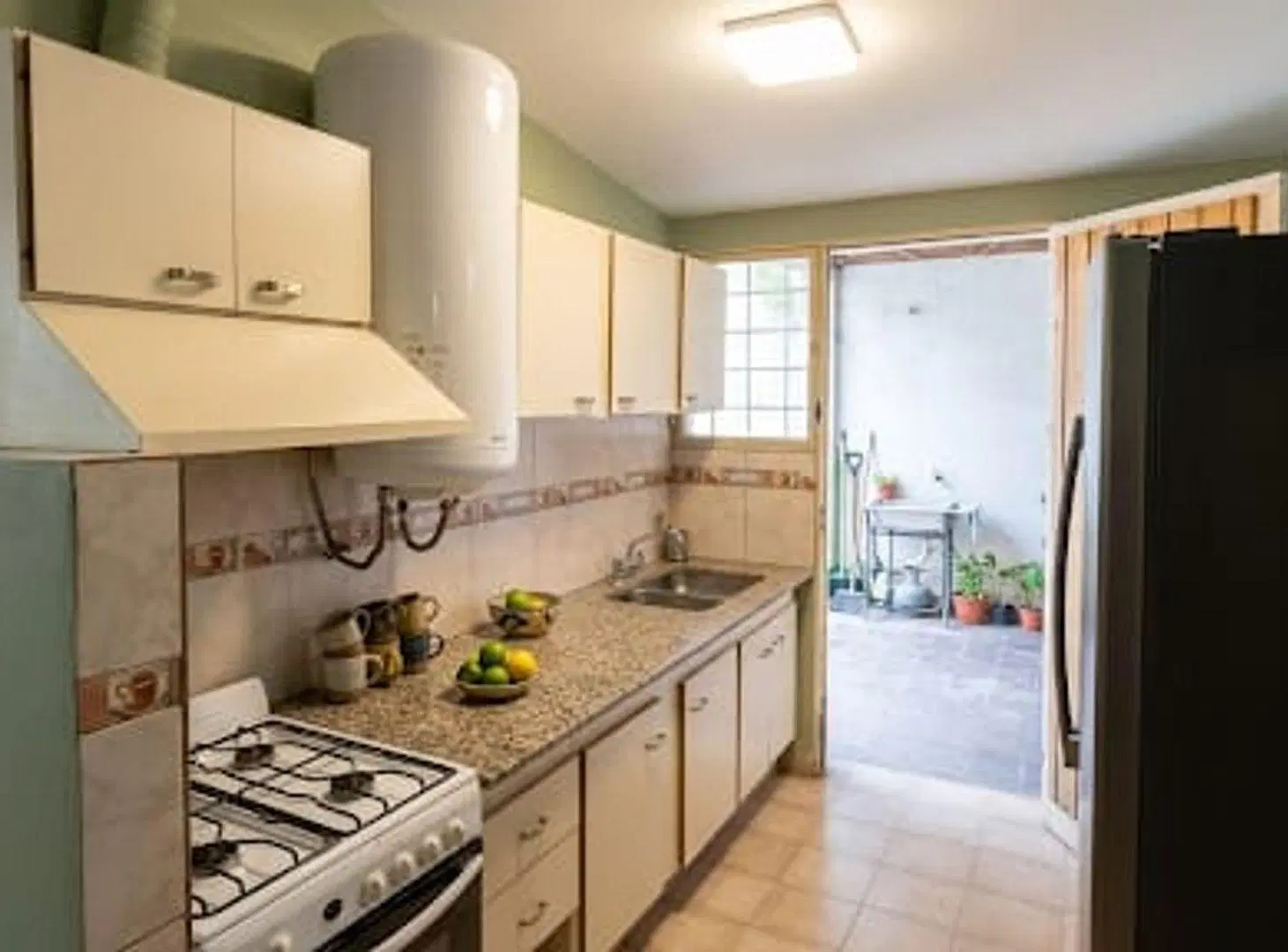VENTA DE CASA BARRIO LA ESTANCUELA GODOY CRUZ 2