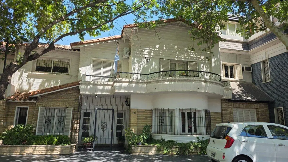CASA EN VENTA 5TA IDEAL VIVIENDA O USO COMERCIAL 3