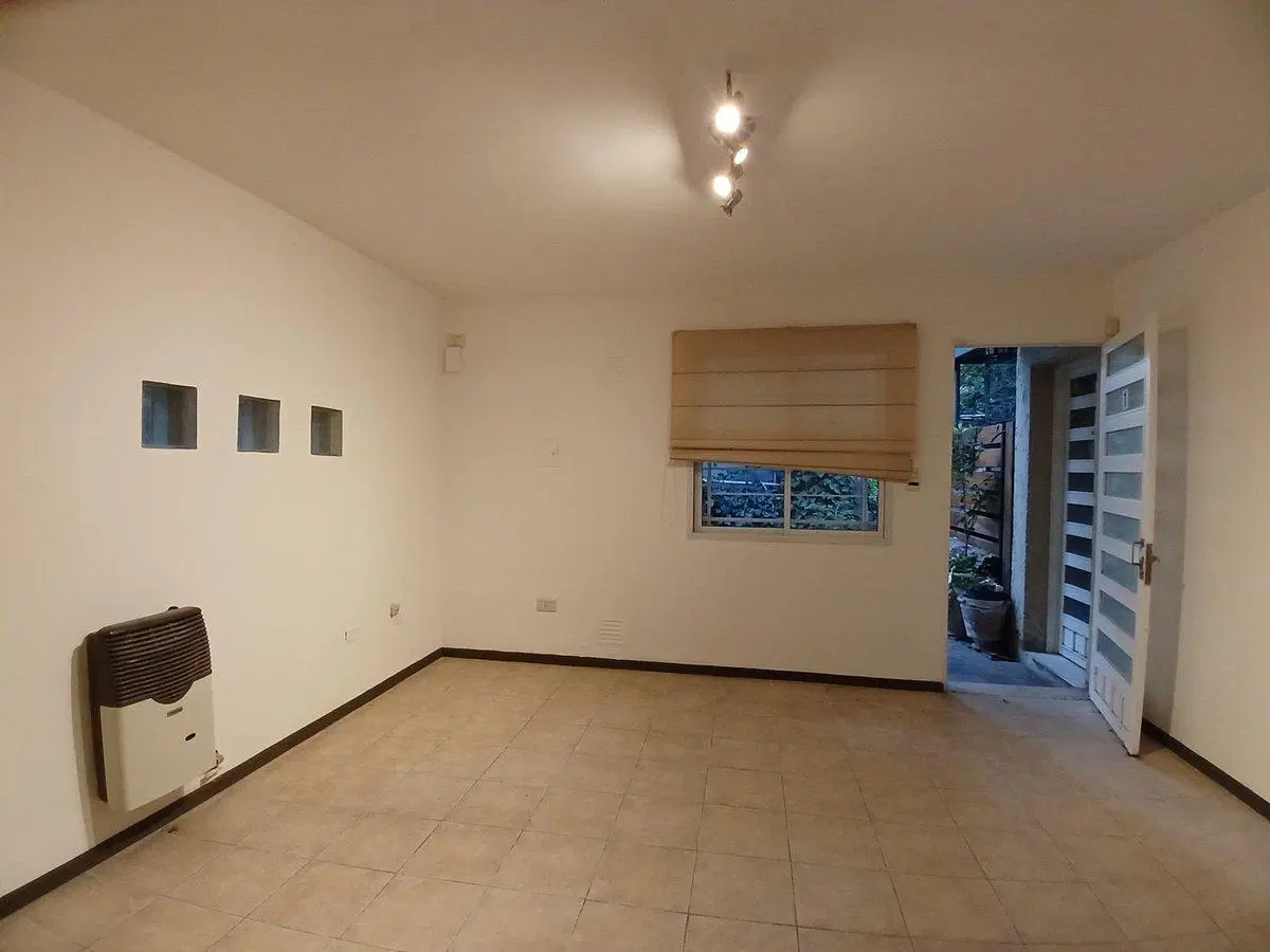 ALQUILER DUPLEX CON COCHERA - 5TA SECCION - CIUDAD 5