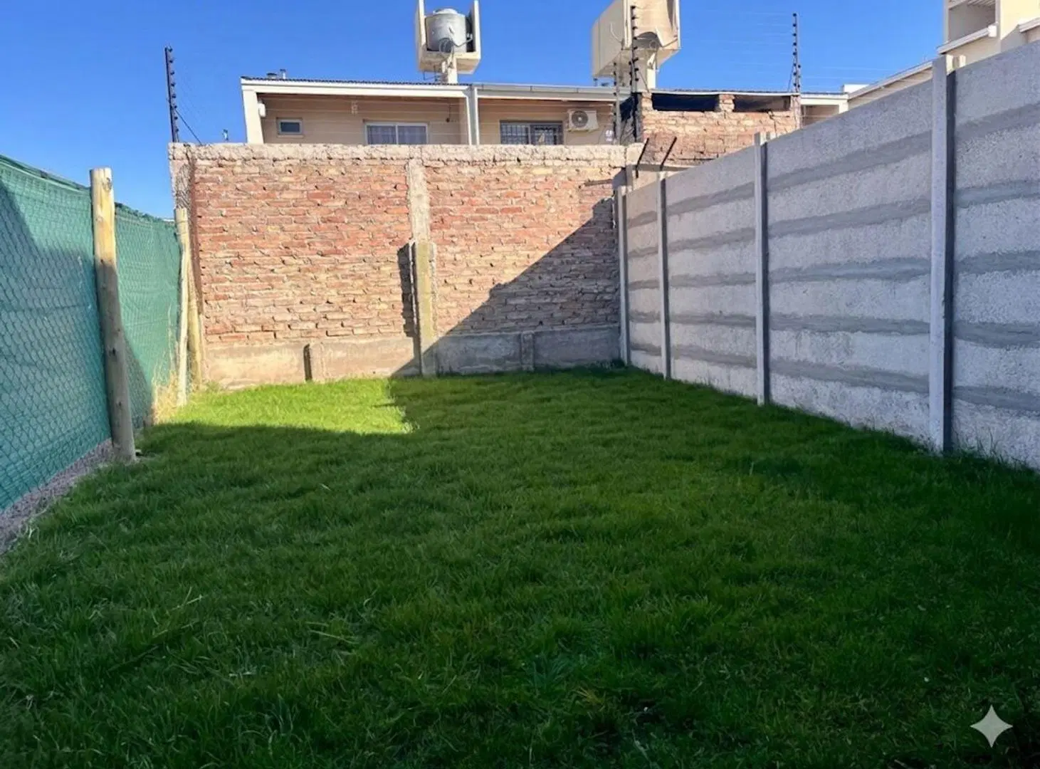 VENTA DEPARTAMENTO  DUPLEX 2 DORMITORIOS MAIPÚ 8