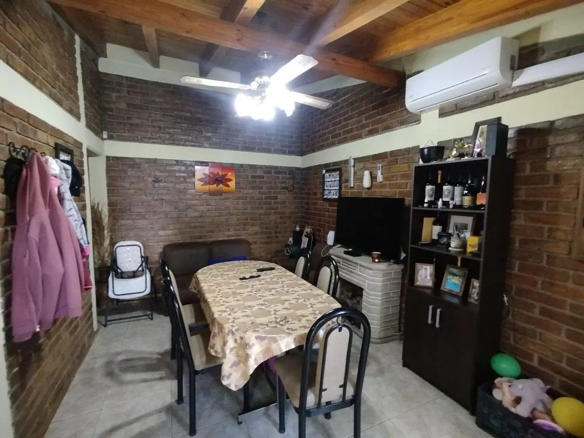 Casa de dos dormitorios cercano al Torreon 2