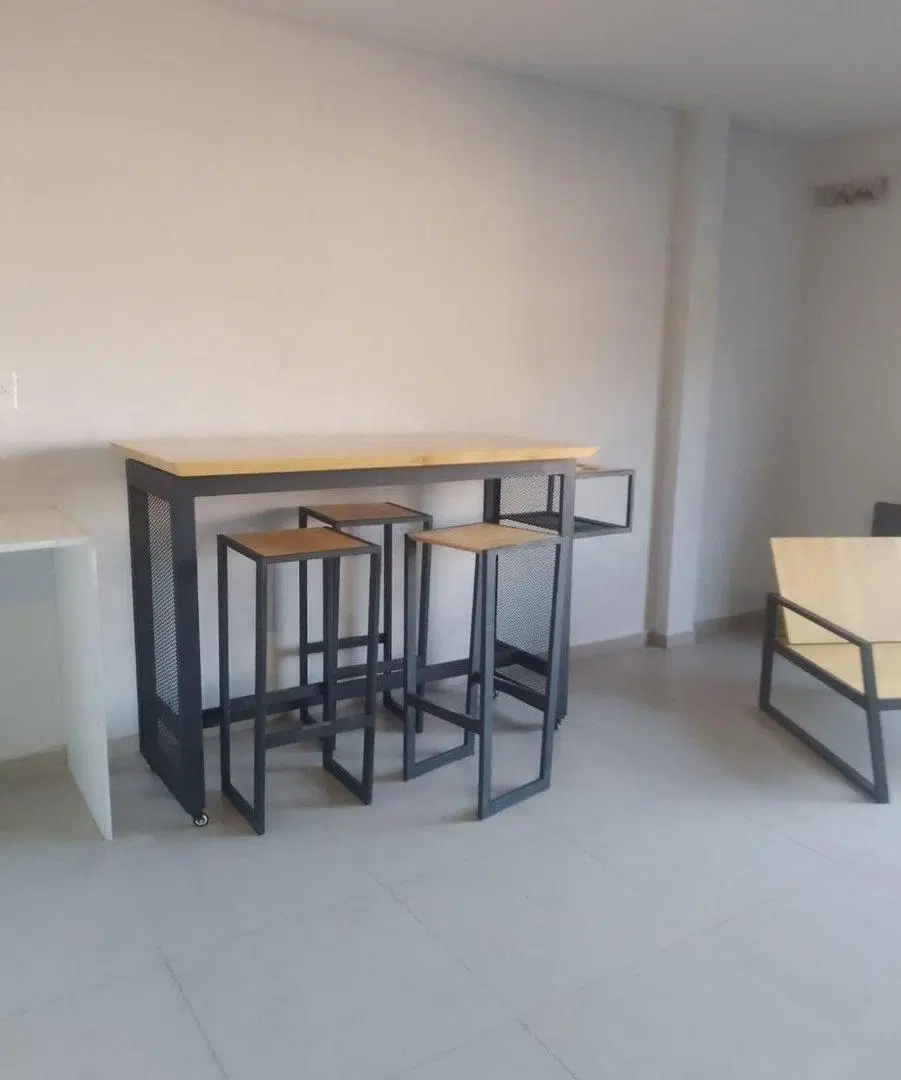 VENTA  DEPARTAMENTO CON COCHERA 2